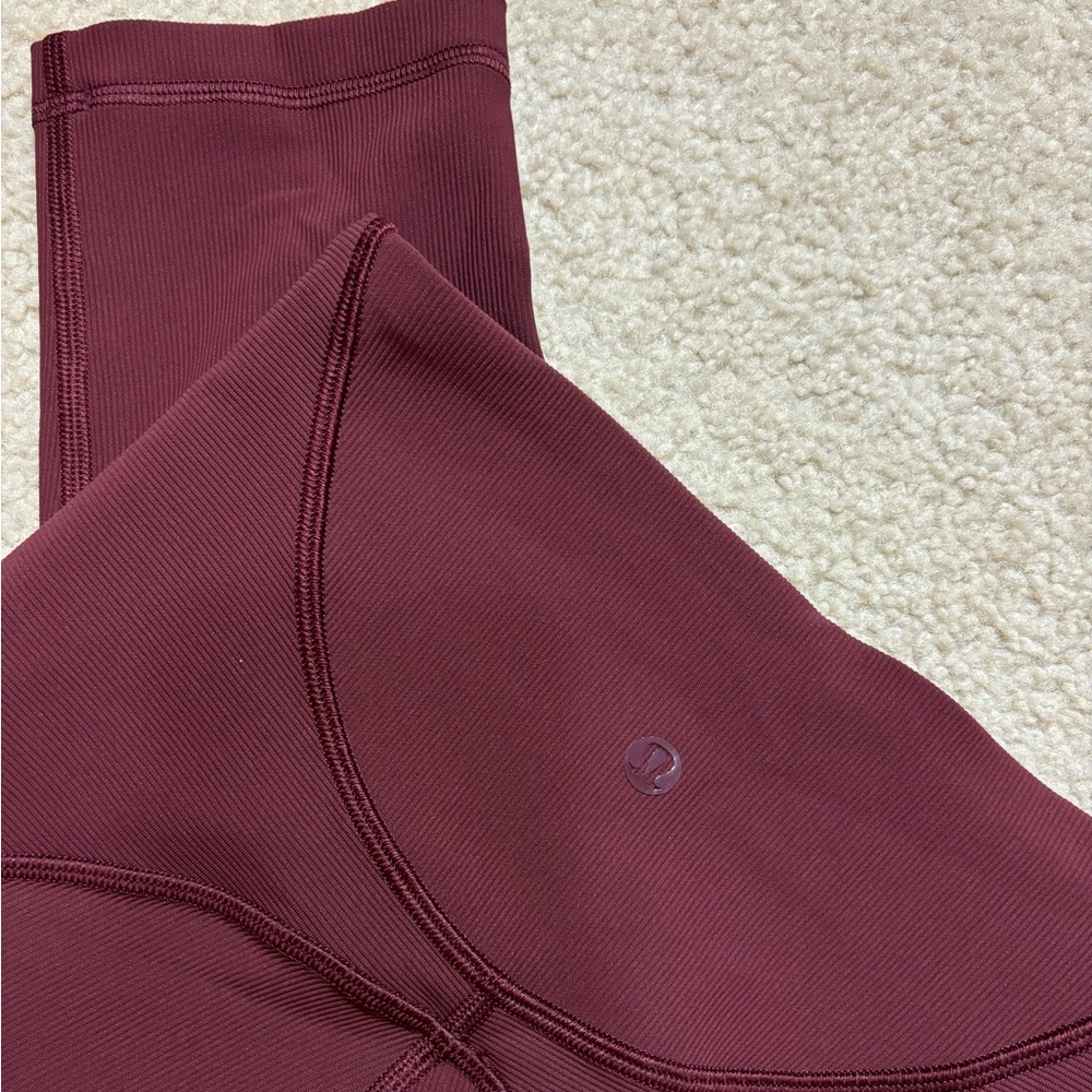 Lululemon High Rise Capri Leggings 17”